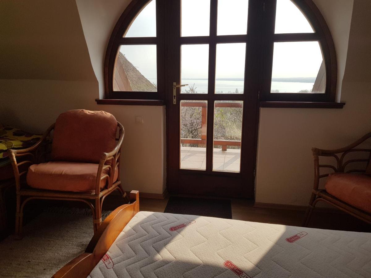 Villa Kőrózsa Vendégház Tihany Exterior foto